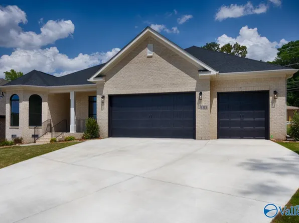 1313 Camellia Court Cir, Huntsville, AL 35803
