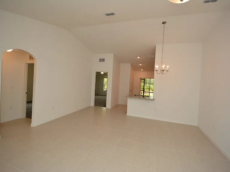 31 Zoeller Ct #A — Photo 5