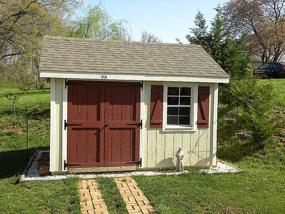 10' X 12' UTILITY SHED