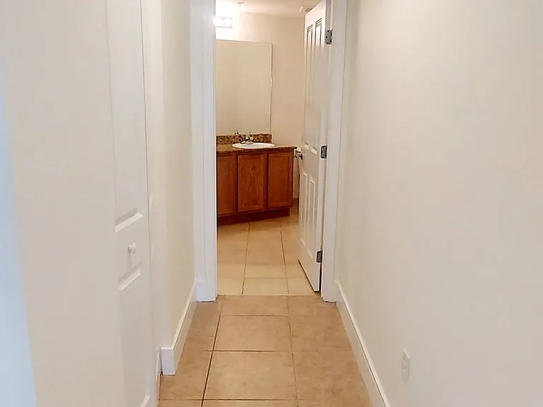 300 State St E #324 — Photo 15