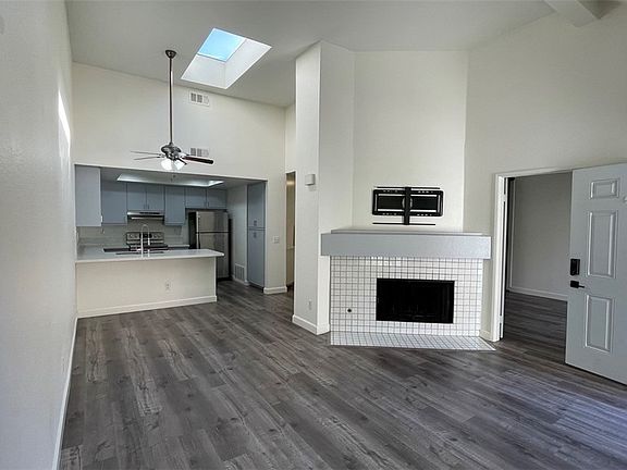 2nd image of 15 Aruba St