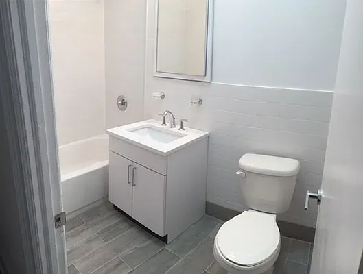 Rented by Solil Management | media 8