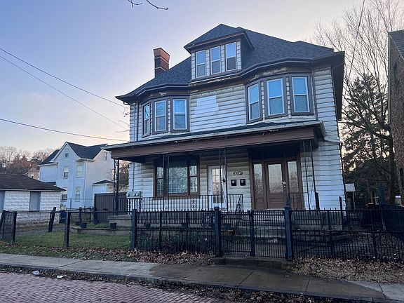 2nd image of 3237 Allendorf St Floor 2