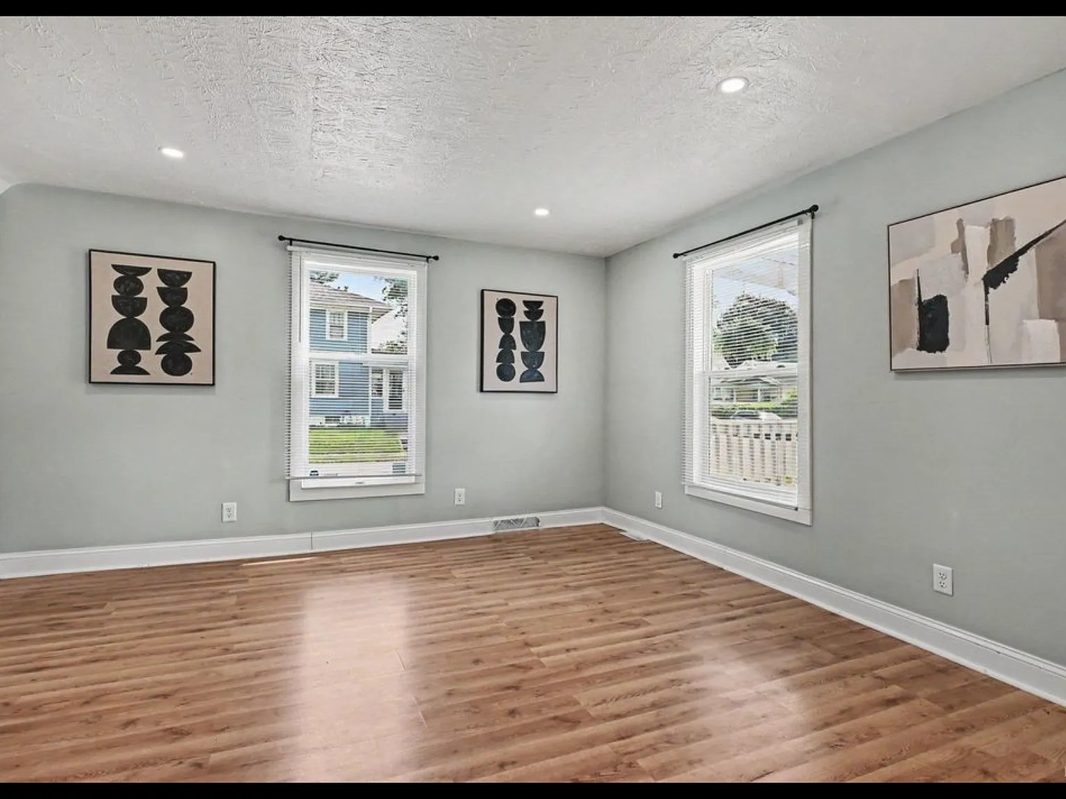 3 bed, 1232 sqft, $2,000 — Photo 4