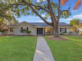 3172 Whirlaway Rd, Dallas, TX 75229