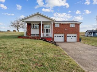 942 Vernon Dr, Belle Vernon, PA 15012