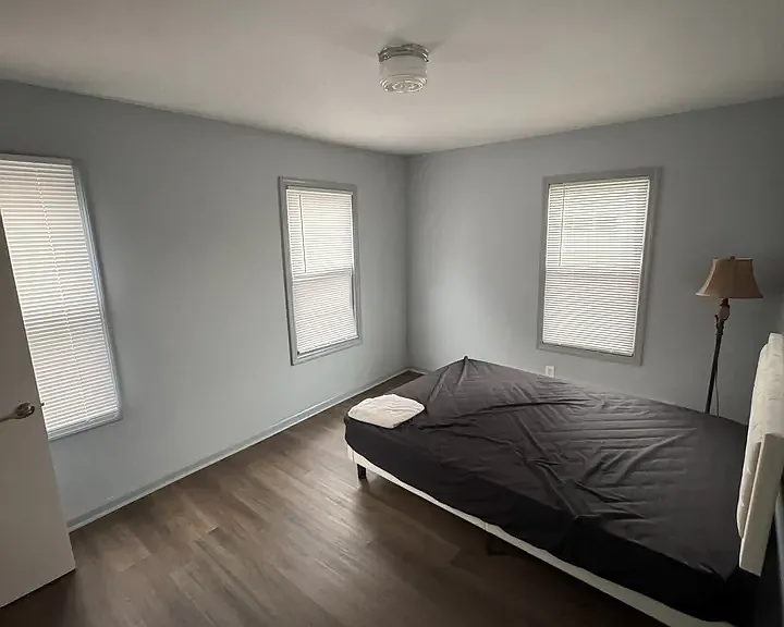 99 Oak St #1 — Photo 8