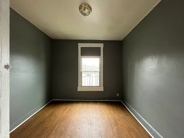 62 Rutgers Ave #3 — Photo 4