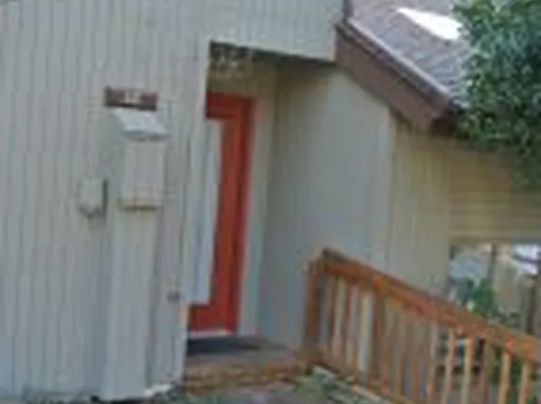 35 Willowbrook Dr, Kingsport, TN 37660