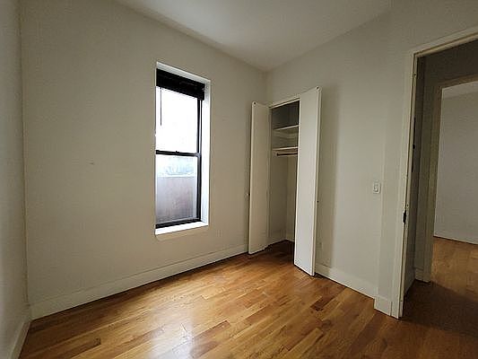 5th image of 472 Lafayette Ave #1A