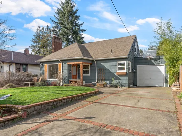 145 NE Holland St, Portland, OR 97211