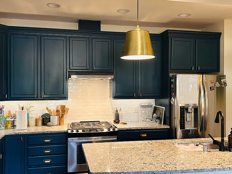 1209 NE Hickory Ln — Photo 5