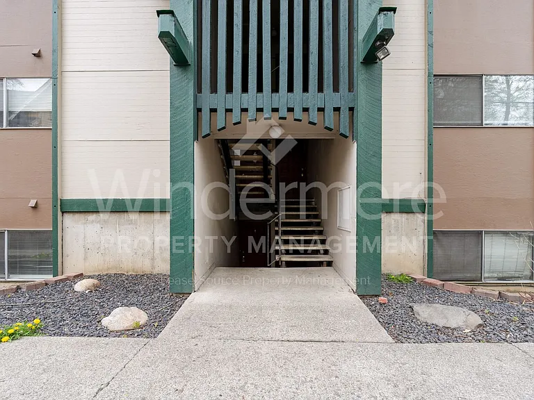 1611 W. 6th Ave — Photo 44