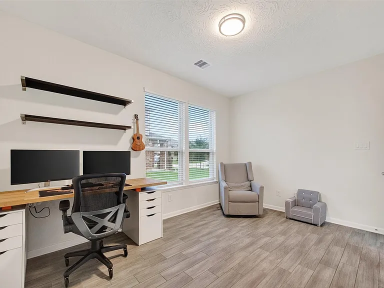 15607 Barton Orchard Ln — Photo 12