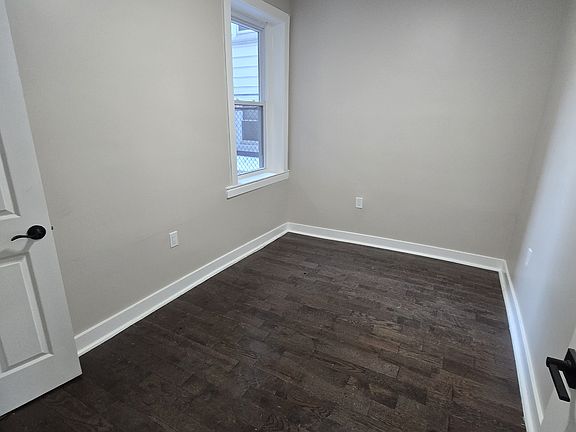 4th image of 190 Park St #G1