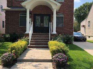 90 Collfield Ave, Staten Island, NY 10302