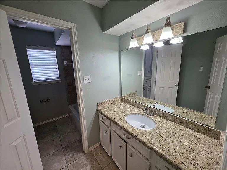 16806 Sandypine Cir — Photo 21