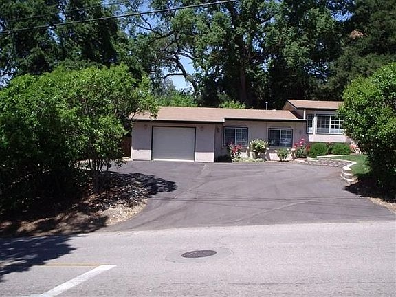 2 car garage in line