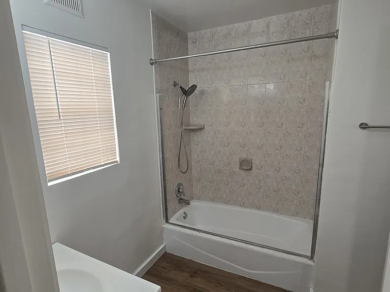1478 E Wilson Ave #FRONT — Photo 10