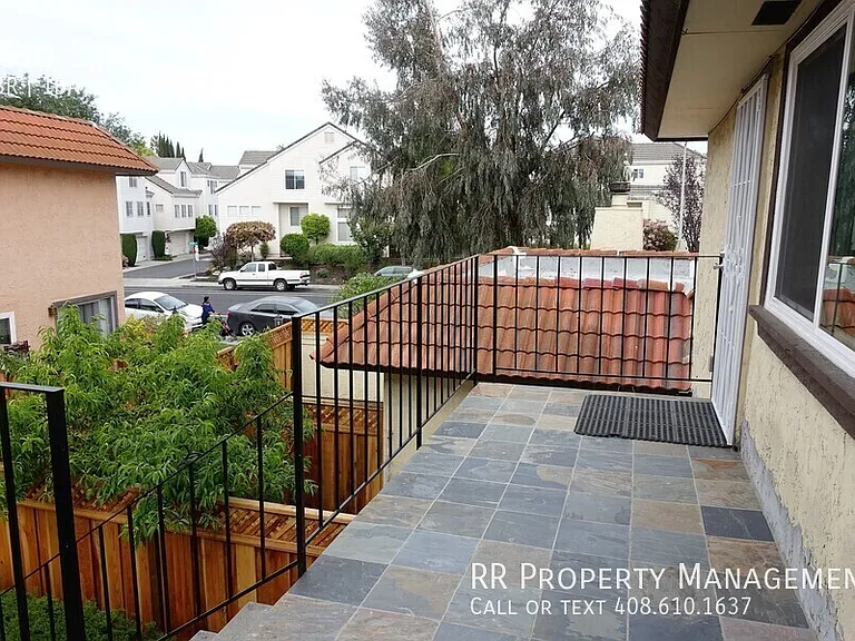 3310 Cabrillo Ave #3 — Photo 11