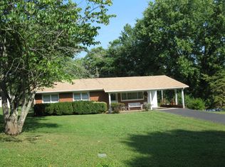 110 Meredith Rd, La Follette, TN 37766