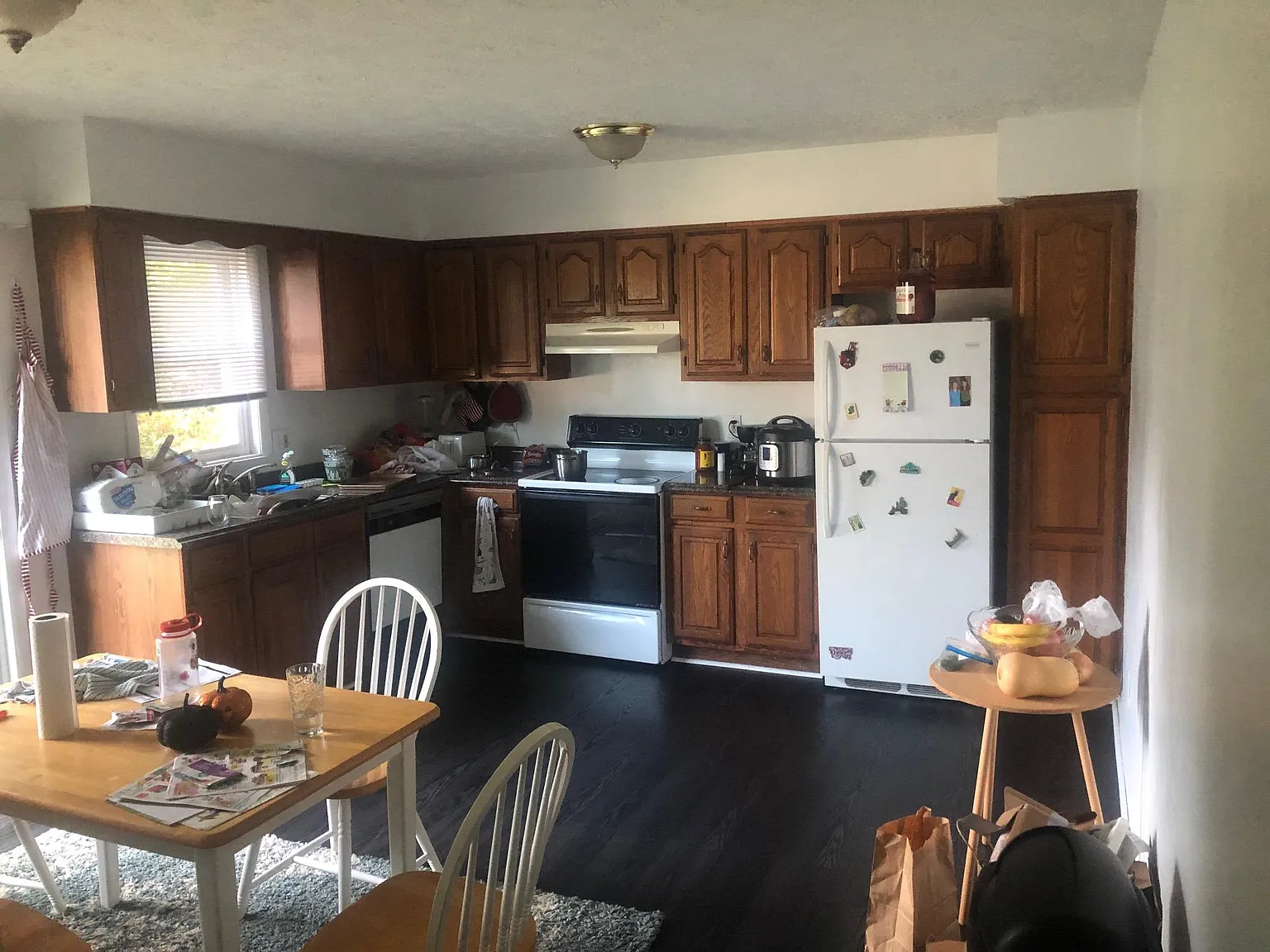 696 N Hagadorn Rd — Photo 4