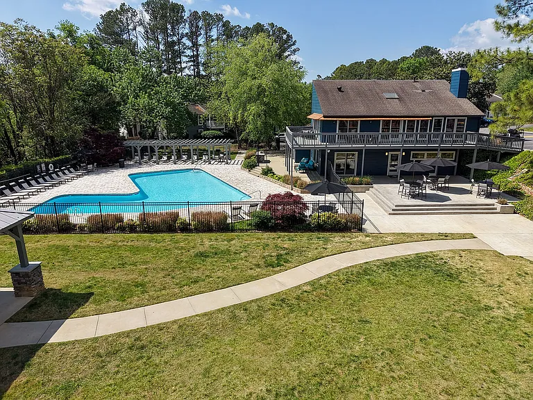 Aerial view of the swimming pool & clubhouse