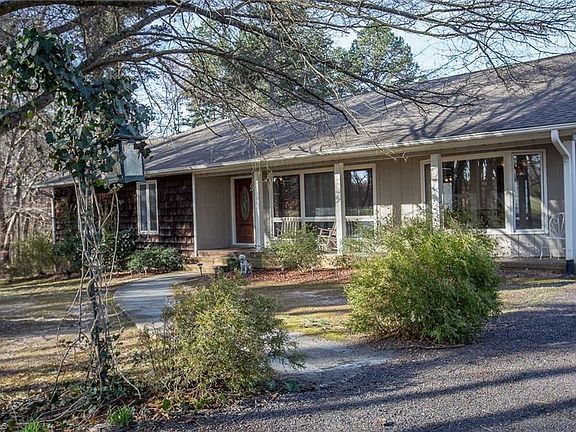 2nd image of 1512 Knightway Ln