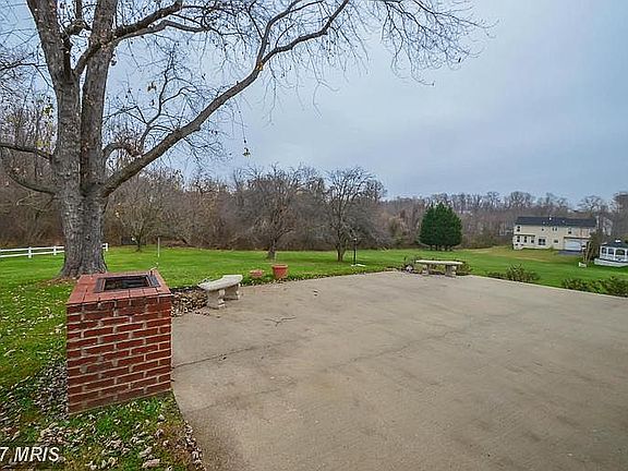 3rd image of 4916 Forge Rd