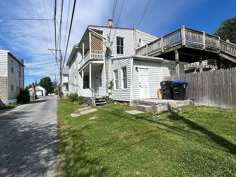 25 Butler St — Photo 2