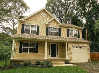 26 Chestnut Hill Ave, Severna Park, MD 21146