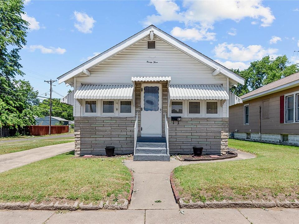 1st image of 93 Eckhard Ave