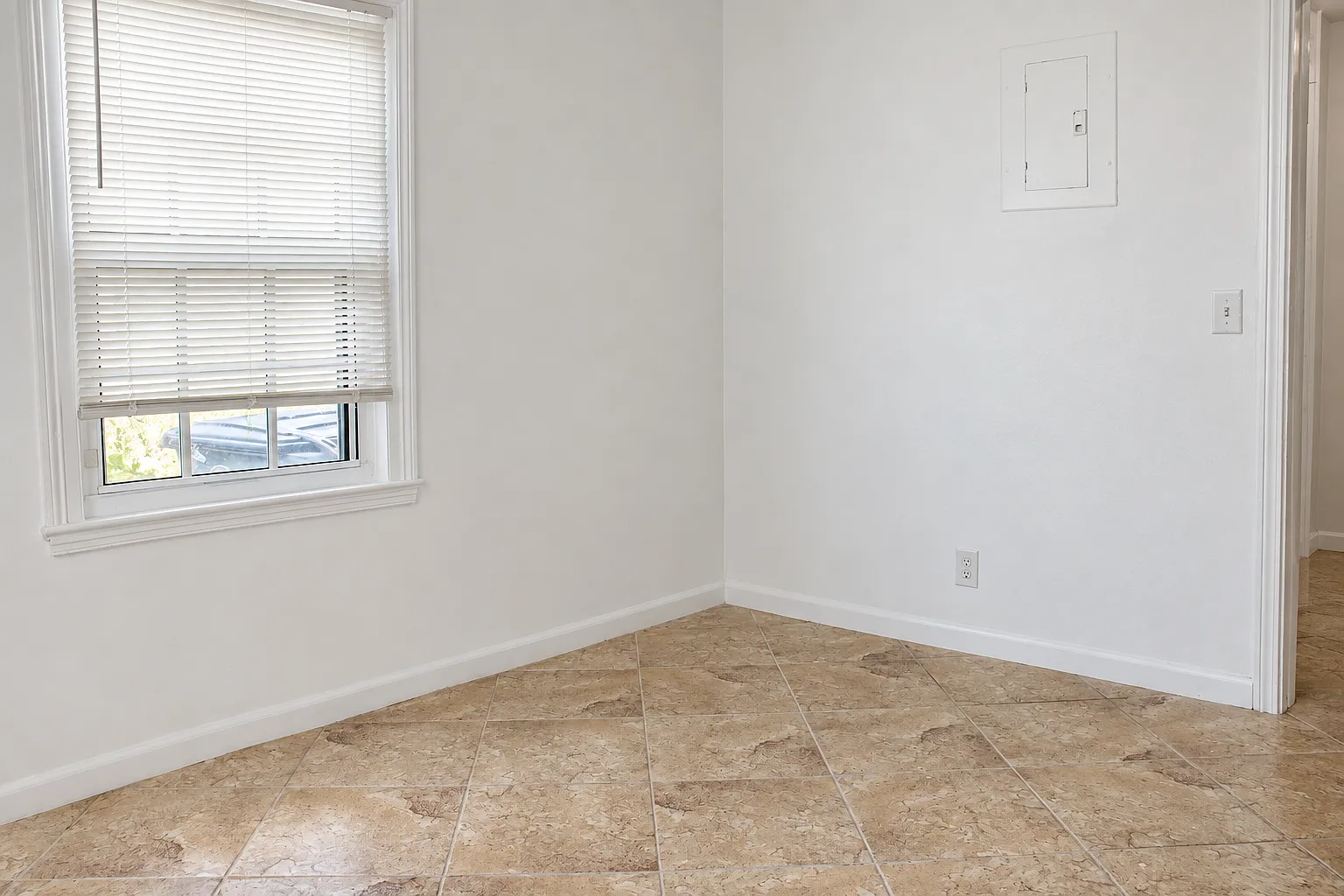 1 bed, 525 sqft, $1,650 — Photo 3