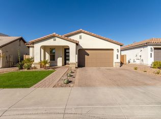 6894 W Spur Dr, Peoria, AZ 85383