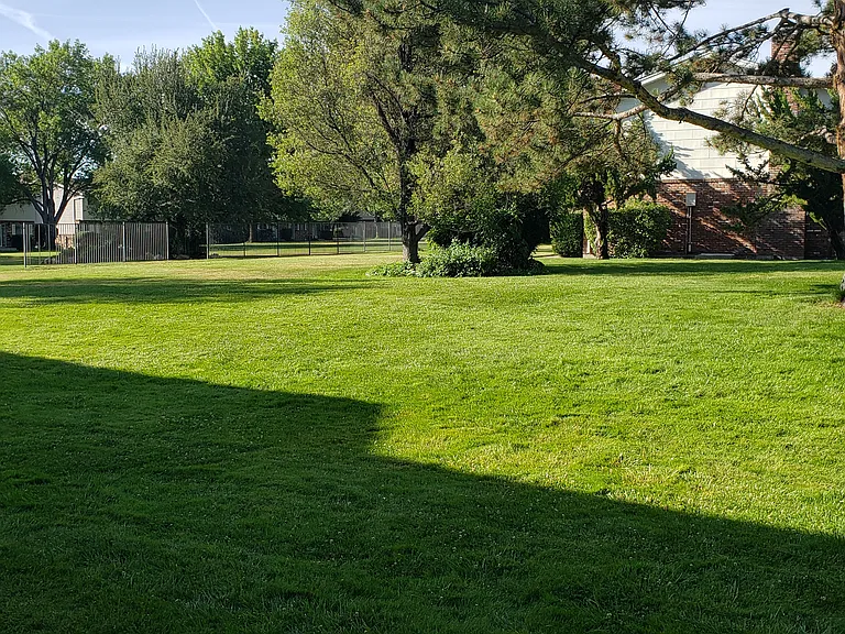 150 Smithridge Park — Photo 16