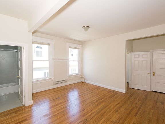 5th image of 402 Duboce Ave #319