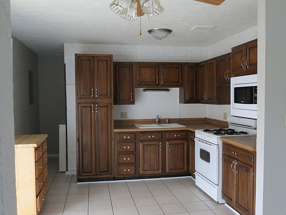 5th image of 1531 Fair Oaks Dr