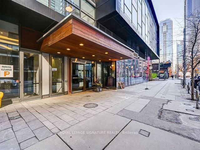 1st image of 290 Adelaide St #3008