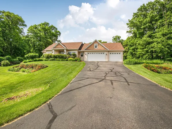 5638 Garden Hills Ln, Saint Cloud, MN 56301