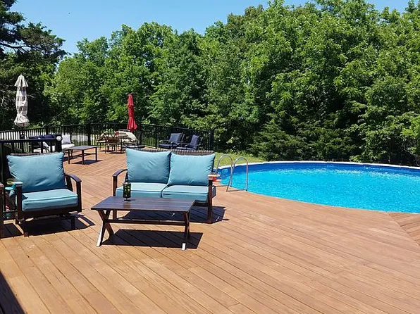 65 Locust Rd, Kaiser, MO 65047