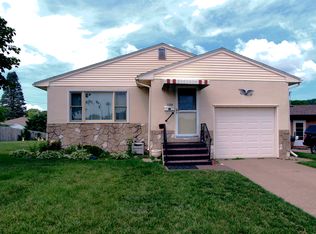 1125 Pierce St, Onalaska, WI 54650