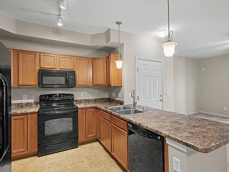 8846 S Kline St #202 — Photo 9