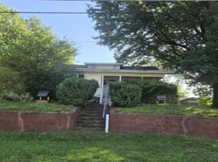 1020 Montgomery St, Johnson City, TN 37604
