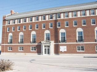 15 N Pennsylvania Ave APT 401, Mason City, IA 50401