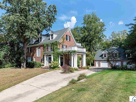 2nd image of 601 Baker Ave
