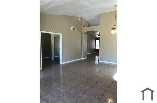 8955 W Ocotillo Rd Photo 1