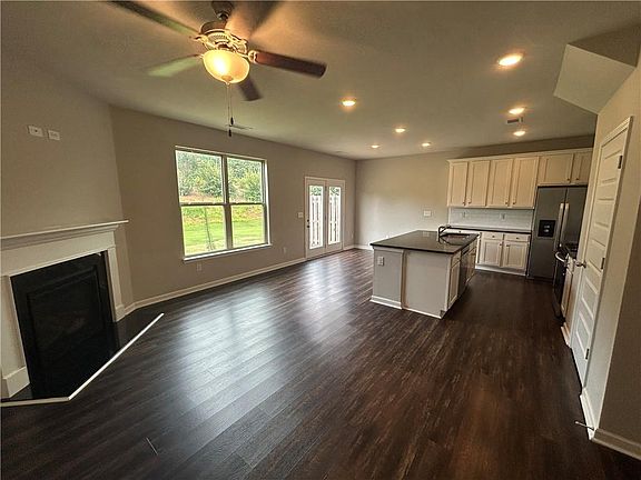 4th image of 3701 Prospect Point Dr