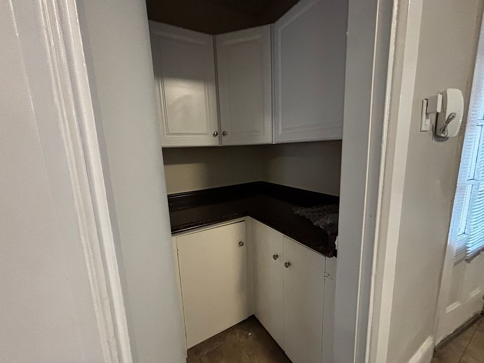 1st image of 66 Dana St #8