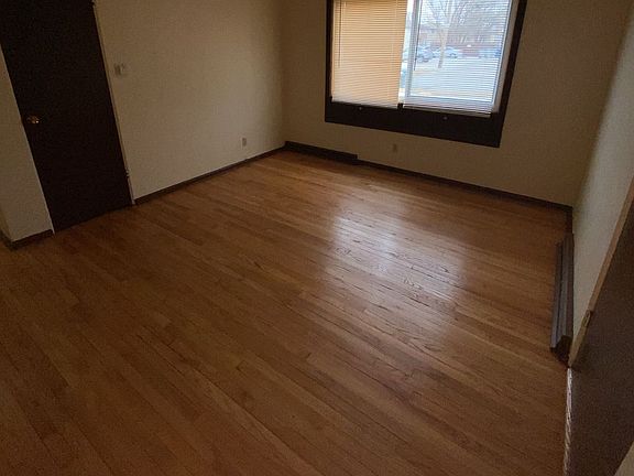 4th image of 9015 W Thurston Ave #6