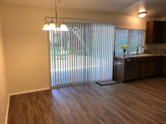 5th image of 28415 Winterdale Dr